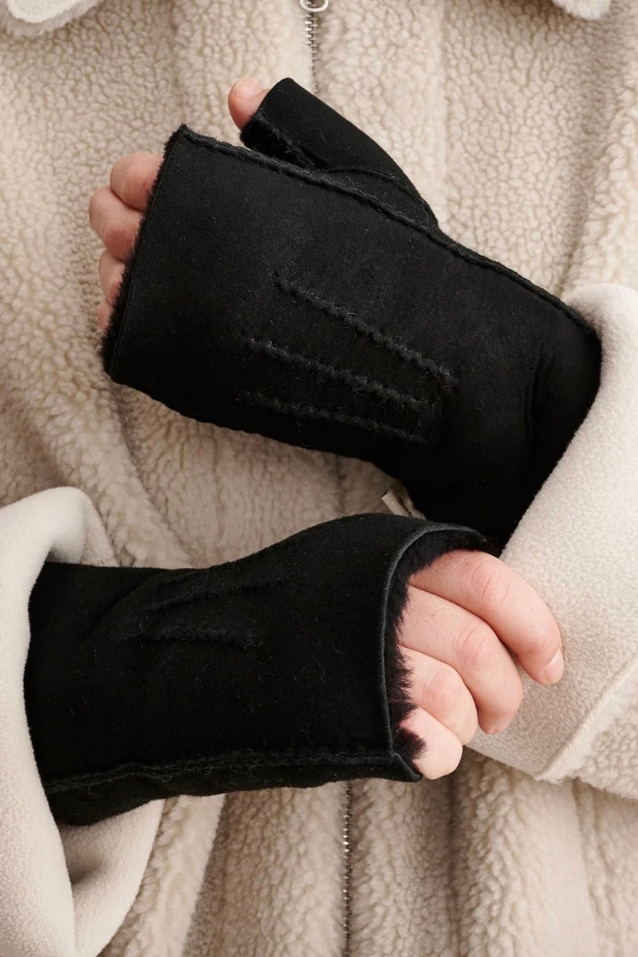 Women Bellerose Gloves | Bellerose-Manhok Fingerless Gloves: Black