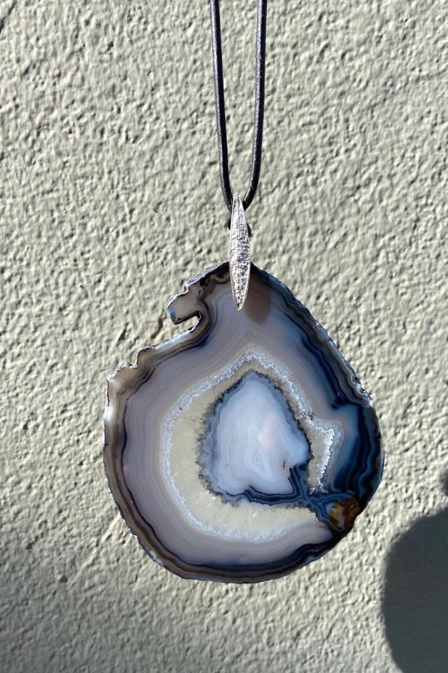 Women Airy Heights Design Jewelry | Airy Heights Design-Agate Pendant With Oleander Leaf Bail: Lagoon With Black Leather Cord