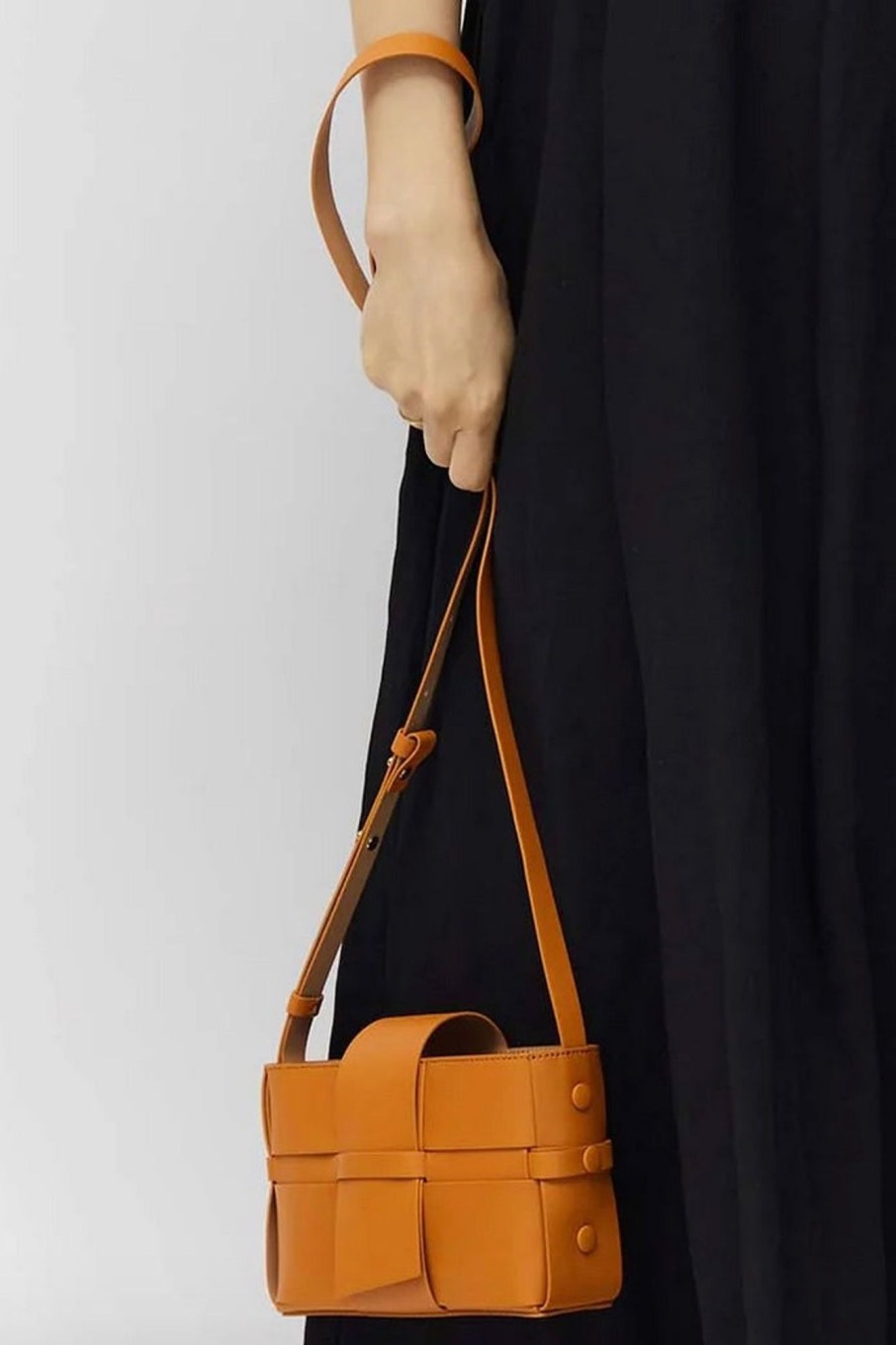 Women Mary Al Terna Bags | Mary Al Terna-Hug Bag: Orange Brown