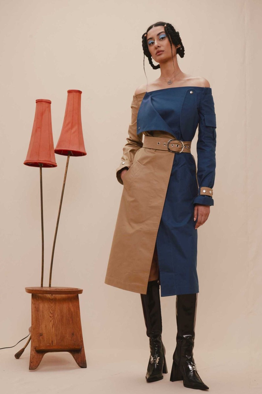 Women Thebe Magugu Outerwear | Thebe Magugu-Off Shoulder Bi-Color Trench Coat: Beige/Blue