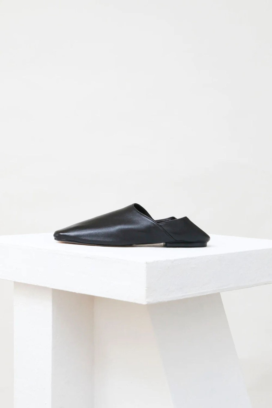 Women Souliers Martinez | Souliers Martinez-Altamira Flat: Black Silk Leather