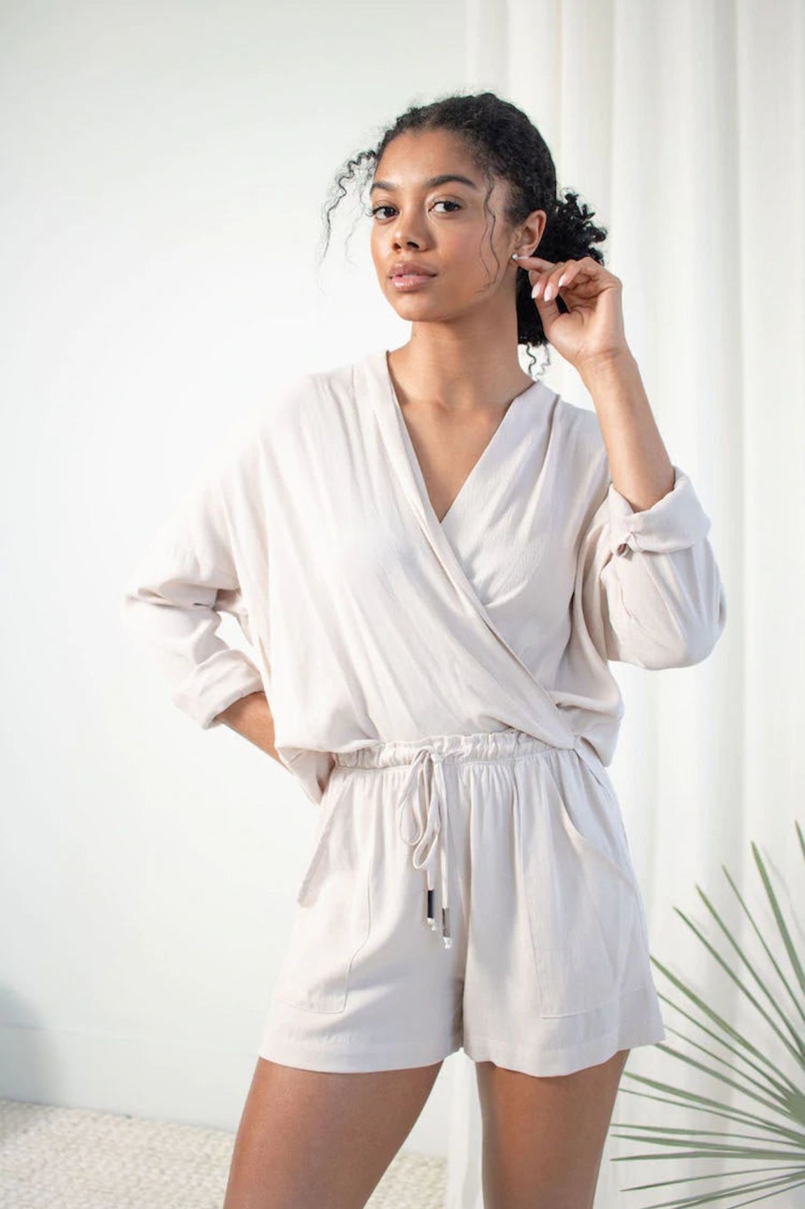 Women Natalie Busby Tops | Natalie Busby-Twist Blouse: White