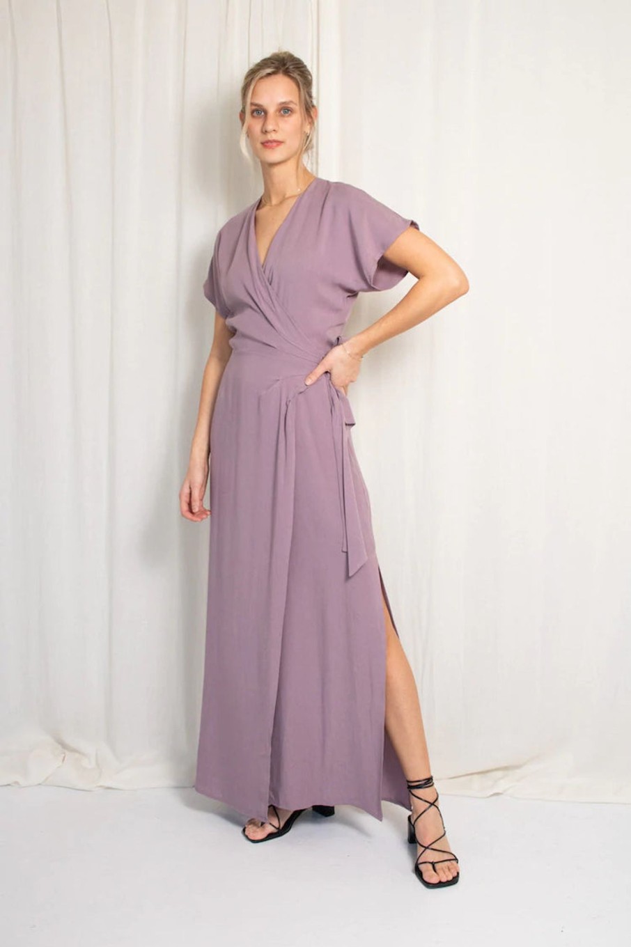 Women Natalie Busby Dresses | Natalie Busby-That'S A Wrap Maxi Dress: Lilac