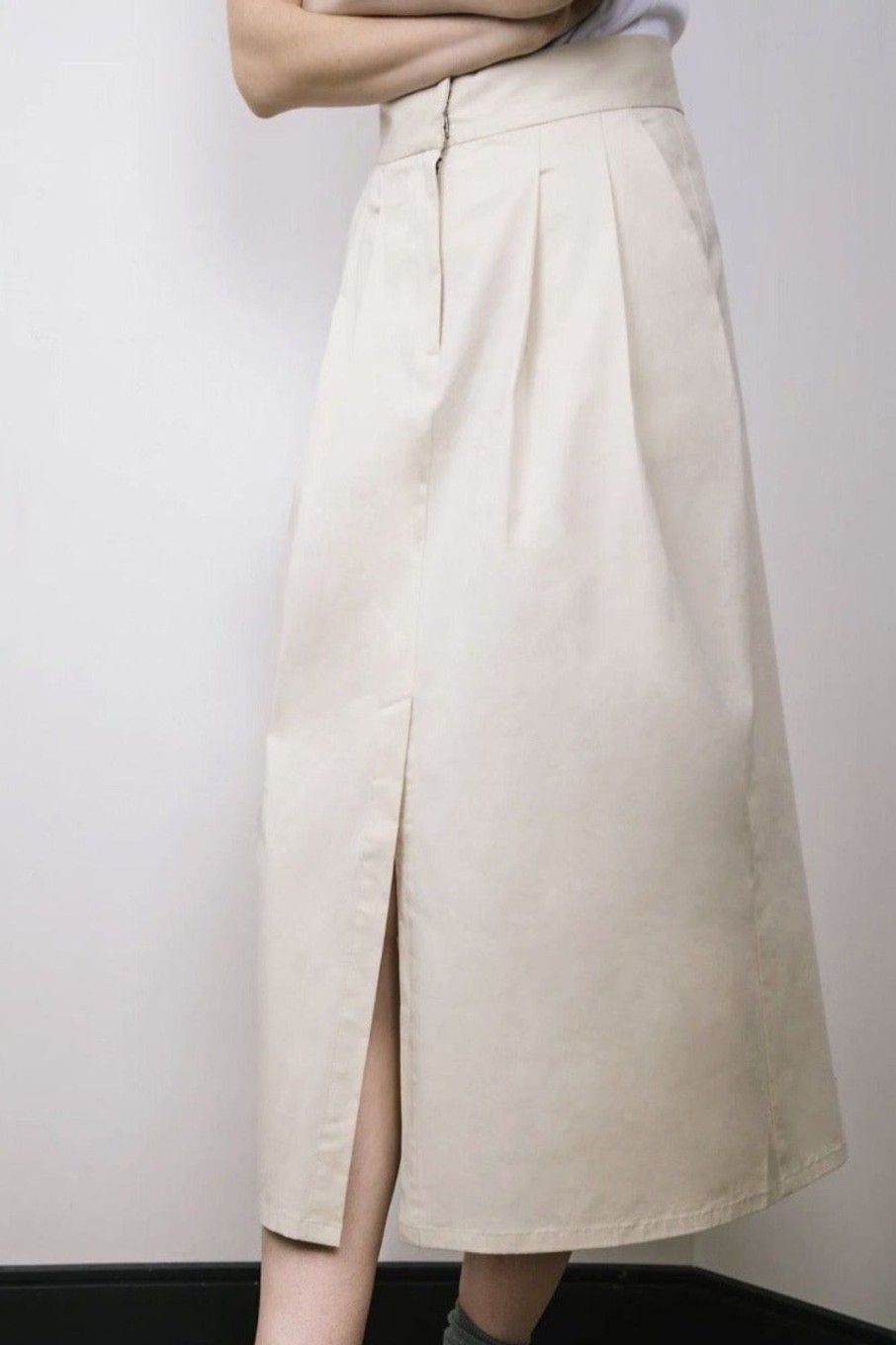 Women Leya Skirts | Leya-Pleated Skirt